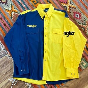 00s Wrangler Two-Tone Blue and Yellow Shirt